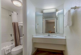 La Quinta Inn San Antonio I-35 N at Rittiman Road