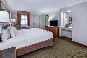 La Quinta Inn San Antonio I-35 N at Rittiman Road