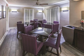 La Quinta Inn By Wyndham Ih-10 West San Antonio Tx