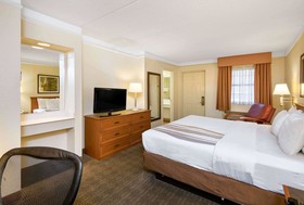 La Quinta Inn by Wyndham San Antonio Market Square