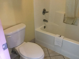 Luxury Inn & Suites Seaworld