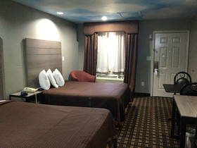Luxury Inn & Suites Seaworld