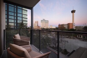 Plaza San Antonio Hotel & Spa  Autograph Collection