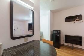 Motel 6 San Antonio - Fiesta Trails
