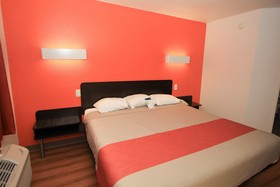 Motel 6 San Antonio Downtown/Alamodome