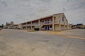 Motel 6 San Antonio Downtown - Market Square