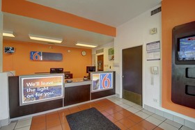 Motel 6 San Antonio Downtown - Market Square
