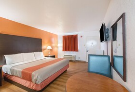 Motel 6 San Antonio I-10 West