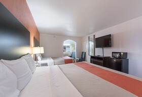 Motel 6 San Antonio I-10 West