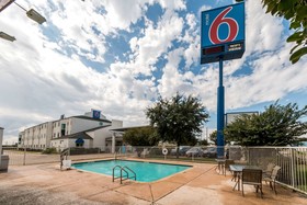 Motel 6 San Antonio South