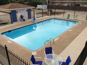 Motel 6 San Antonio S WW White Road