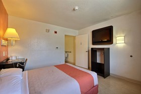 Motel 6 San Antonio West - Seaworld