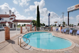 Americas Best Value Inn San Antonio