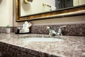 O'Brien Riverwalk Boutique Hotel