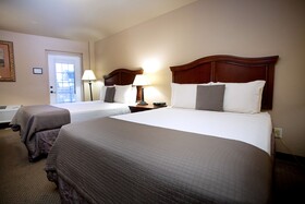 O'Brien Riverwalk Boutique Hotel