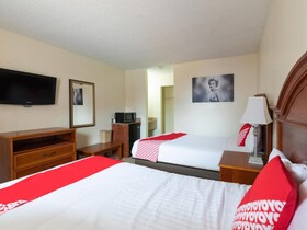 OYO Hotel San Antonio Lackland near Seaworld