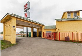 OYO Hotel San Antonio Lackland near Seaworld