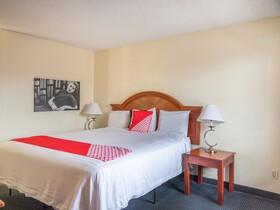 OYO Hotel San Antonio Lackland near Seaworld