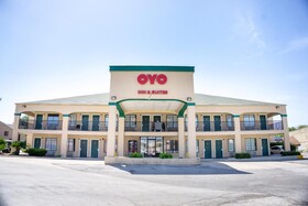 OYO Inn & Suites - Medical Center
