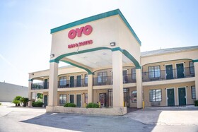 OYO Inn & Suites - Medical Center