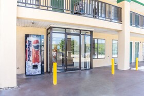OYO Inn & Suites - Medical Center