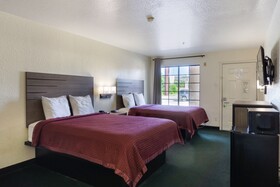 OYO Inn & Suites - Medical Center
