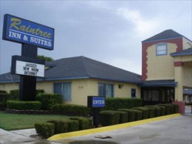 Raintree Inn & Suites