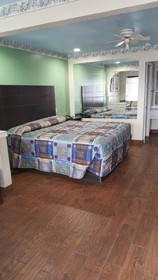 Raintree Inn & Suites
