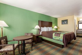 Ramada by Wyndham San Antonio Near SeaWorld/Lackland AFB