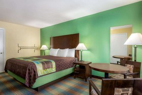 Ramada by Wyndham San Antonio Near SeaWorld/Lackland AFB