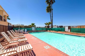 Ramada by Wyndham San Antonio Near SeaWorld/Lackland AFB