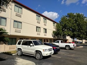 Red Roof Inn San Antonio - Airport