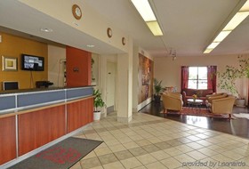 HomeTowne Studios by Red Roof in San Antonio E Frost Bank Center