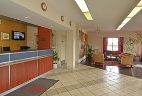 HomeTowne Studios by Red Roof in San Antonio E Frost Bank Center