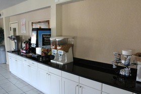 HillView Inn