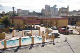 Rodeway Inn Downtown near Riverwalk