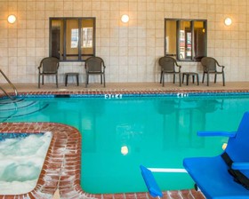 Sleep Inn & Suites at Six Flags