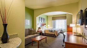 SureStay Plus Hotel by Best Western San Antonio SeaWorld