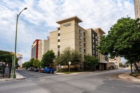 SpringHill Suites San Antonio Downtown/Alamo Plaza
