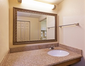 Staybridge Suites San Antonio Downtown Convention Center