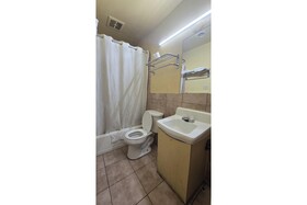 Super 7 Inn By OYO San Antonio NW Medical Center