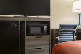 Super 8 by Wyndham San Antonio Airport North