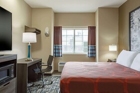 Super 8 by Wyndham San Antonio Airport North