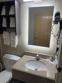 Super 8 by Wyndham San Antonio Downtown Northeast