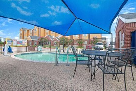 Super 8 by Wyndham San Antonio Downtown Northeast
