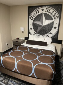 Super 8 by Wyndham San Antonio Downtown Northeast