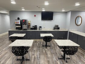 Super 8 by Wyndham San Antonio Downtown Northeast