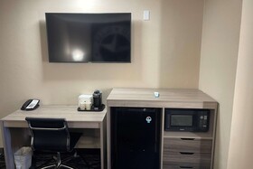 Super 8 by Wyndham San Antonio Downtown Northeast