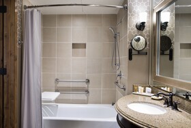 The Hotel Contessa
