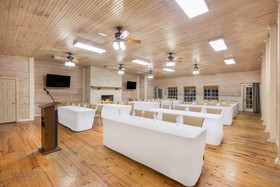 Travelodge Inn & Suites by Wyndham San Antonio Airport